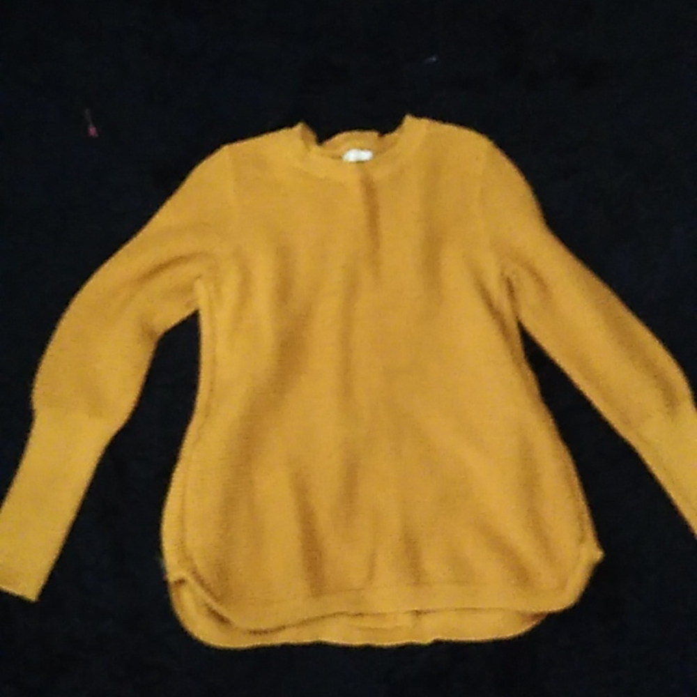 Mustard yellow sweater